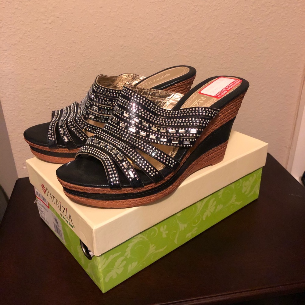 Bling wedges
